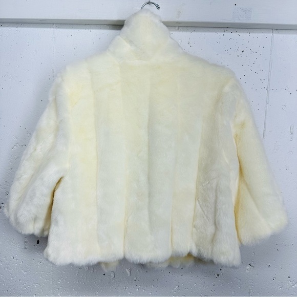 Calvin Klein Women's Medium Ivory Faux Fur Cardigan Short Coat - Picture 9 of 15